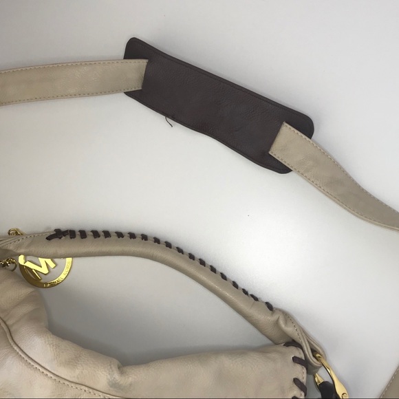 MK Bag Purse - Picture 4 of 8